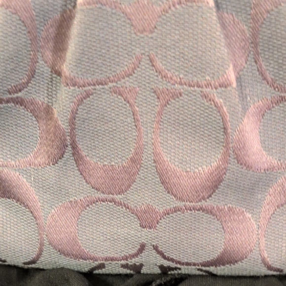 Coach Lavender and Gray Signature Wristlet NEW! - Picture 4 of 10